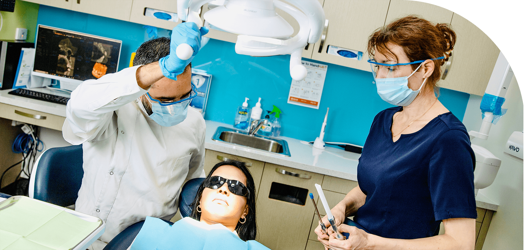 emergenct dentist hero min