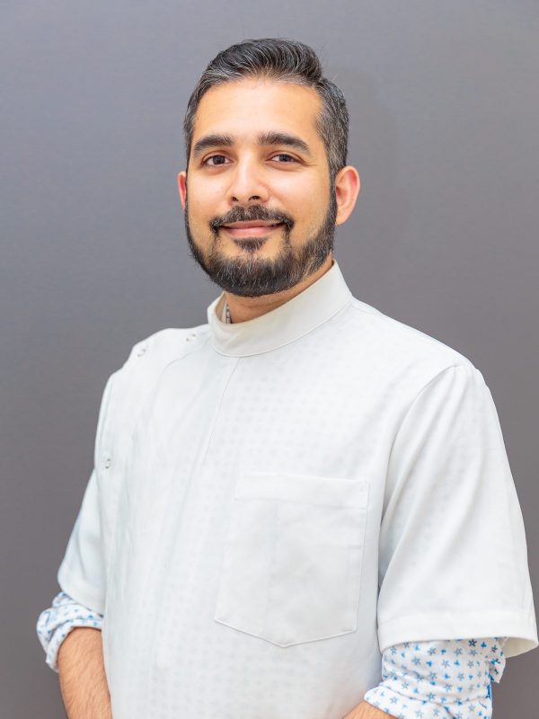 Associate DentistDr. Mohit Tolani
Dr. Mohit Tolani is committed to creating a positive dental experience for every patient, combining a calm manner with clinical precision. He holds a strong interest in dental implants, smile restoration, and comprehensive treatment planning. Known for his approachable nature and attention to detail, Dr. Tolani works closely with each patient to understand their goals and deliver tailored results. His focus on long-term care helps achieve lasting oral health and confidence.
Book An Appointment with Dr. Tolani